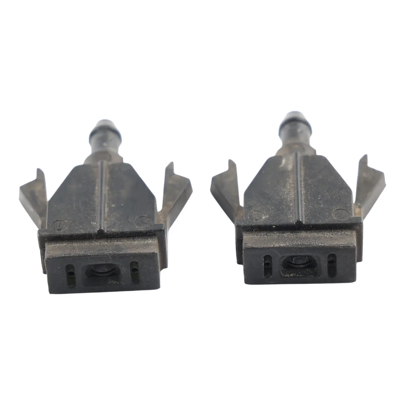 Seat Leon 1P Windscreen Washer Spray Nozzle Jet X2 5P0955985B