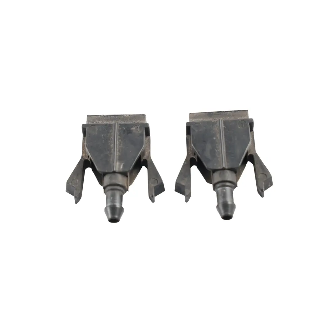 1P Scheibenwaschdüse Spritzdüse X2 für Seat Leon mit Teilenummer 5P0955985B Seat Leon 1P Scheibenwaschdüse Spritzdüse X2 - SKU 5P0955985B-1 - Teilenummer 5P0955985B