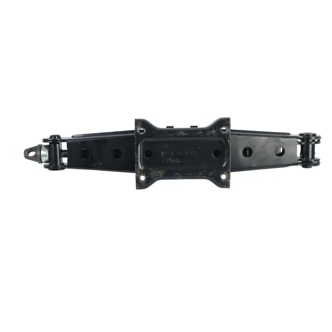 Kit Attrezzi Cric Emergenza per Audi Volkswagen Seat Skoda con numero di parte 5Q0011031E Audi Volkswagen Seat Skoda Kit Attrezzi Cric Emergenza - SKU 5Q0011031E-1 - Numero di parte 5Q0011031E