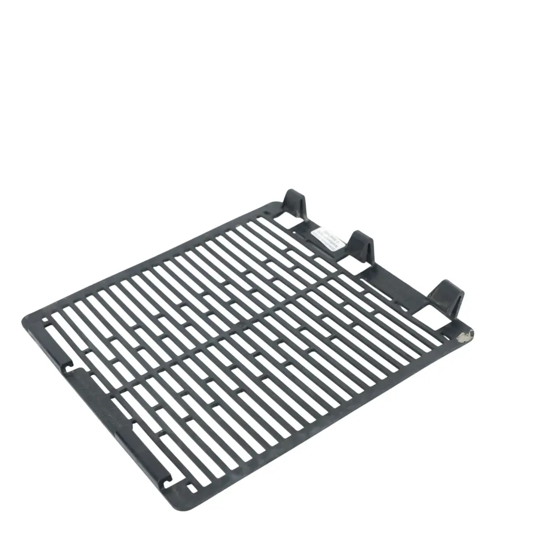 5F Zusatzkühler Schutzgitter Rechts für Seat Leon Cupra mit Teilenummer 5Q0121557A Seat Leon Cupra 5F Zusatzkühler Schutzgitter Rechts - SKU 5Q0121557A - Teilenummer 5Q0121557A