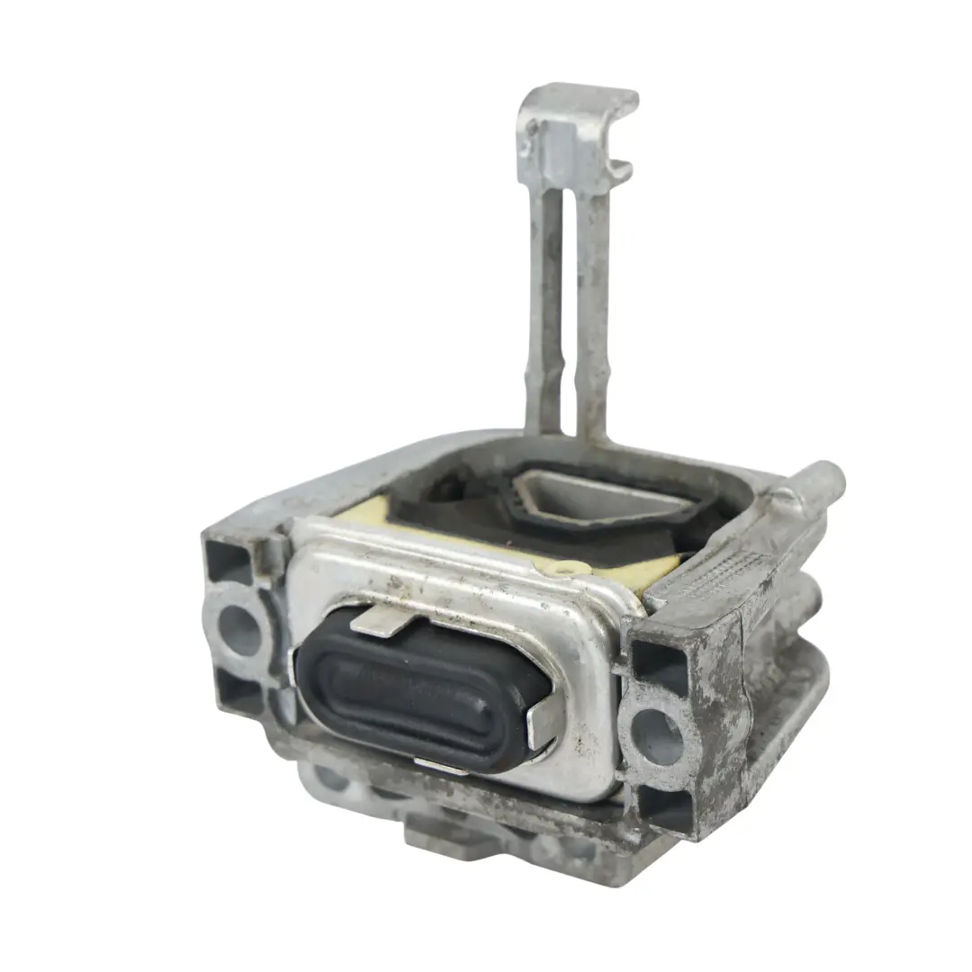 Wspornik Mocowania Silnika I Skrzyni Biegów do Audi A3 8V o numerze 5Q0199262DE Audi A3 8V Wspornik Mocowania Silnika I Skrzyni Biegów - SKU 5Q0199262DE - Numer Części 5Q0199262DE