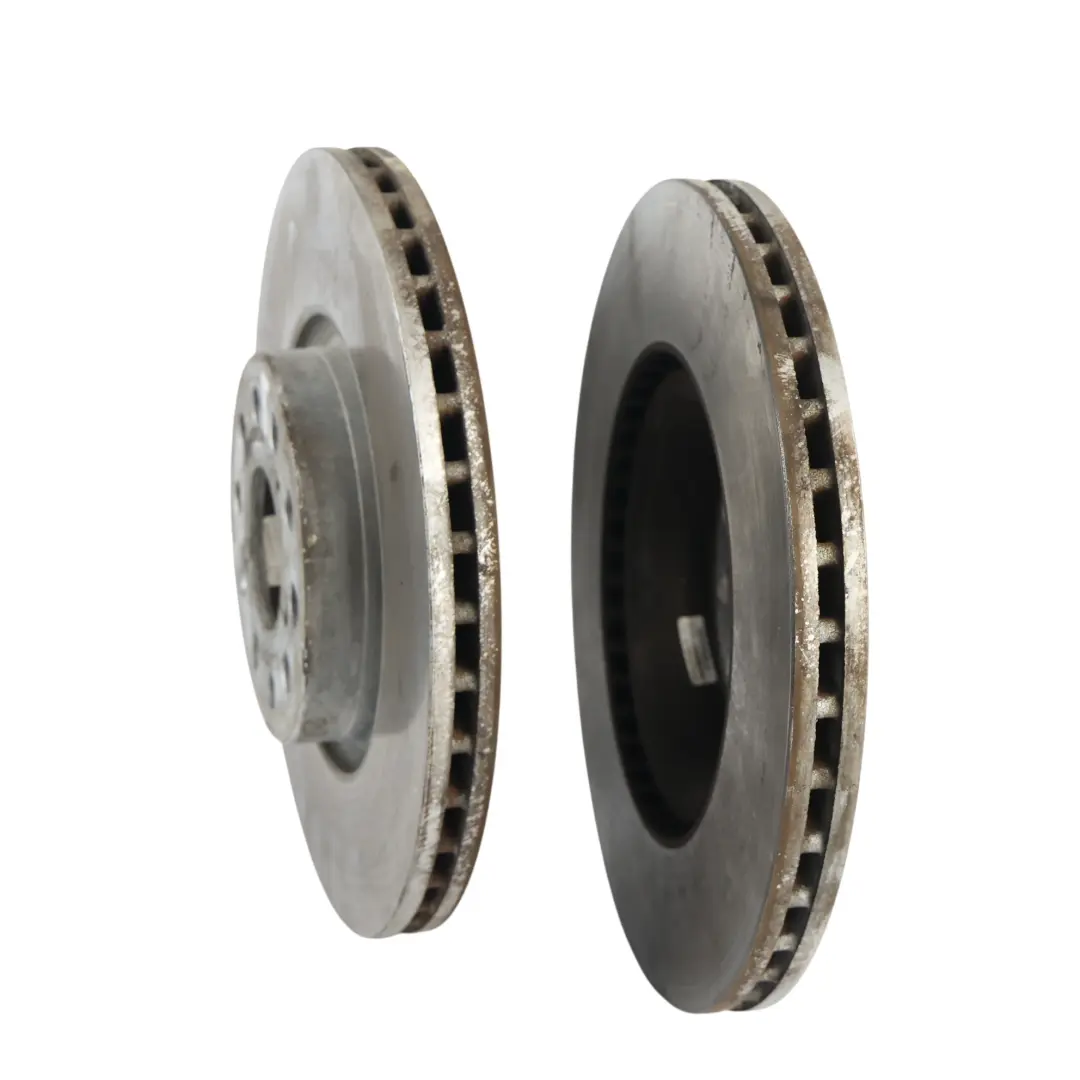 Bremsscheibe Vorne Links Rechts SET für Volkswagen T-Roc mit Teilenummer 5Q0615301F Volkswagen T-Roc Bremsscheibe Vorne Links Rechts SET - SKU 5Q0615301F-2 - Teilenummer 5Q0615301F