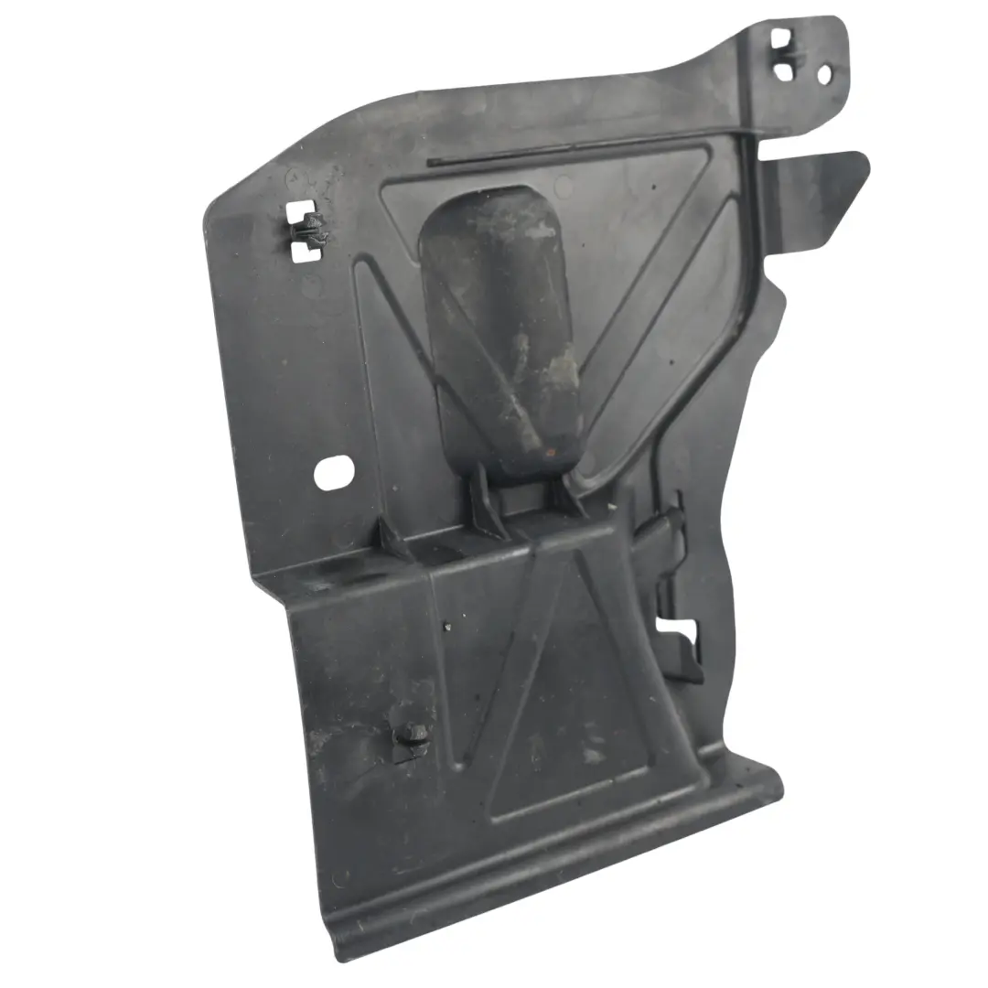 Mk3 VW Golf R Panel Cubierta Bajos Delantero Derecho para Skoda Octavia con número de pieza 5Q0825272A Skoda Octavia Mk3 VW Golf R Panel Cubierta Bajos Delantero Derecho - SKU 5Q0825272A - Número de pieza 5Q0825272A