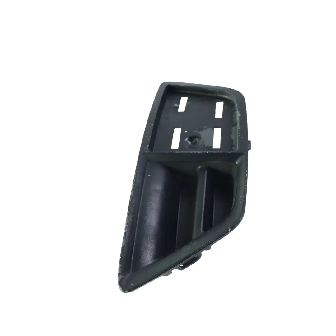 Ford Fiesta MK5 Uchwyt Mocowanie Odblasku Zderzaka Prawy Tył - SKU 5S6Y-17A817-A - Numer Części 5S6Y-17A817-A