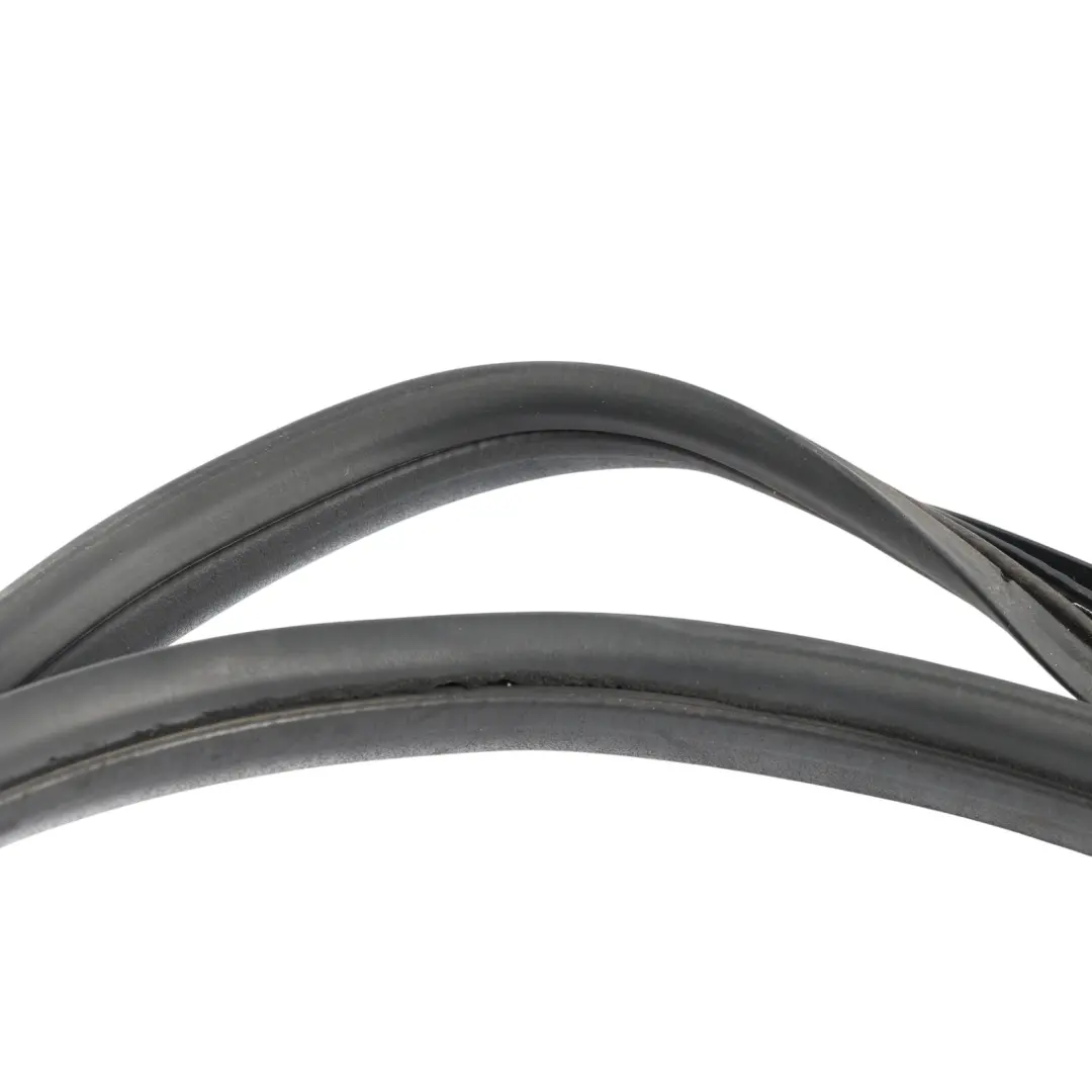 Mk1 Front Door Seal Rubber Weatherstrip Left Right N/O/S to Toyota Aygo with Part number 623110H014 Toyota Aygo Mk1 Front Door Seal Rubber Weatherstrip Left Right N/O/S - SKU 623110H014 - Part number 623110H014
