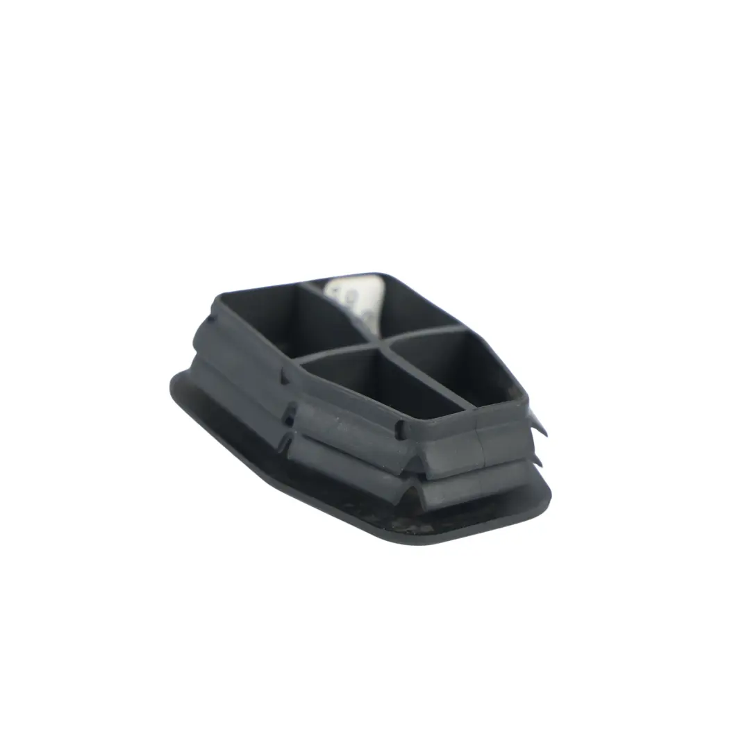 BMW E60 E61 E63 E64 E65 Bouchon Aveugle Bras Suspension Essieu Avant - SKU 6757537 - Numéro de pièce 6757537
