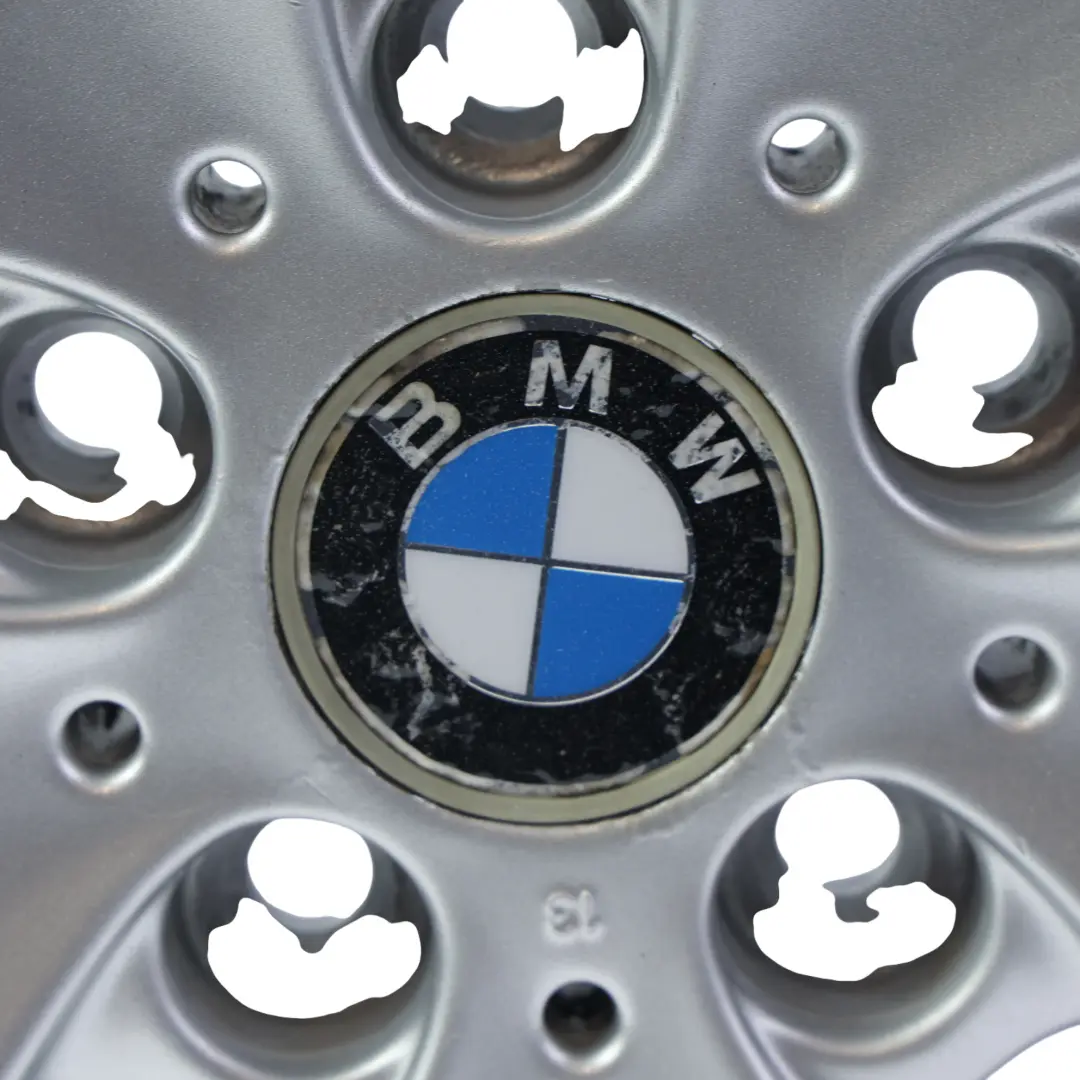 AlluMini o Cerchione IN Lega 16" Doppia Raggio 156 7J ET:3 per BMW E90 E91 con numero di parte 6765810 BMW E90 E91 AlluMini o Cerchione IN Lega 16" Doppia Raggio 156 7J ET:3 - SKU 6765810-3 - Numero di parte 6765810