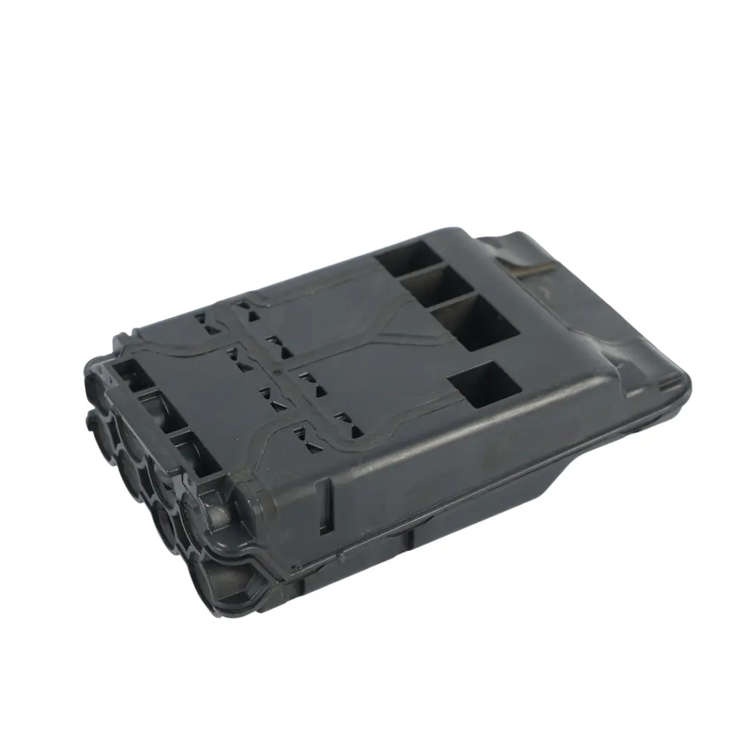BMW F40 F44 Positive Battery Terminal Fuse Box - SKU 6822570 - Part number 6822570