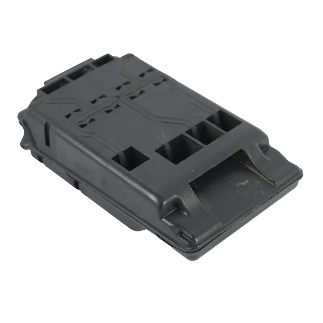 Batterie Plus Pol Anschluss Sicherungskasten für BMW F40 F44 mit Teilenummer 6822570 BMW F40 F44 Batterie Plus Pol Anschluss Sicherungskasten - SKU 6822570 - Teilenummer 6822570