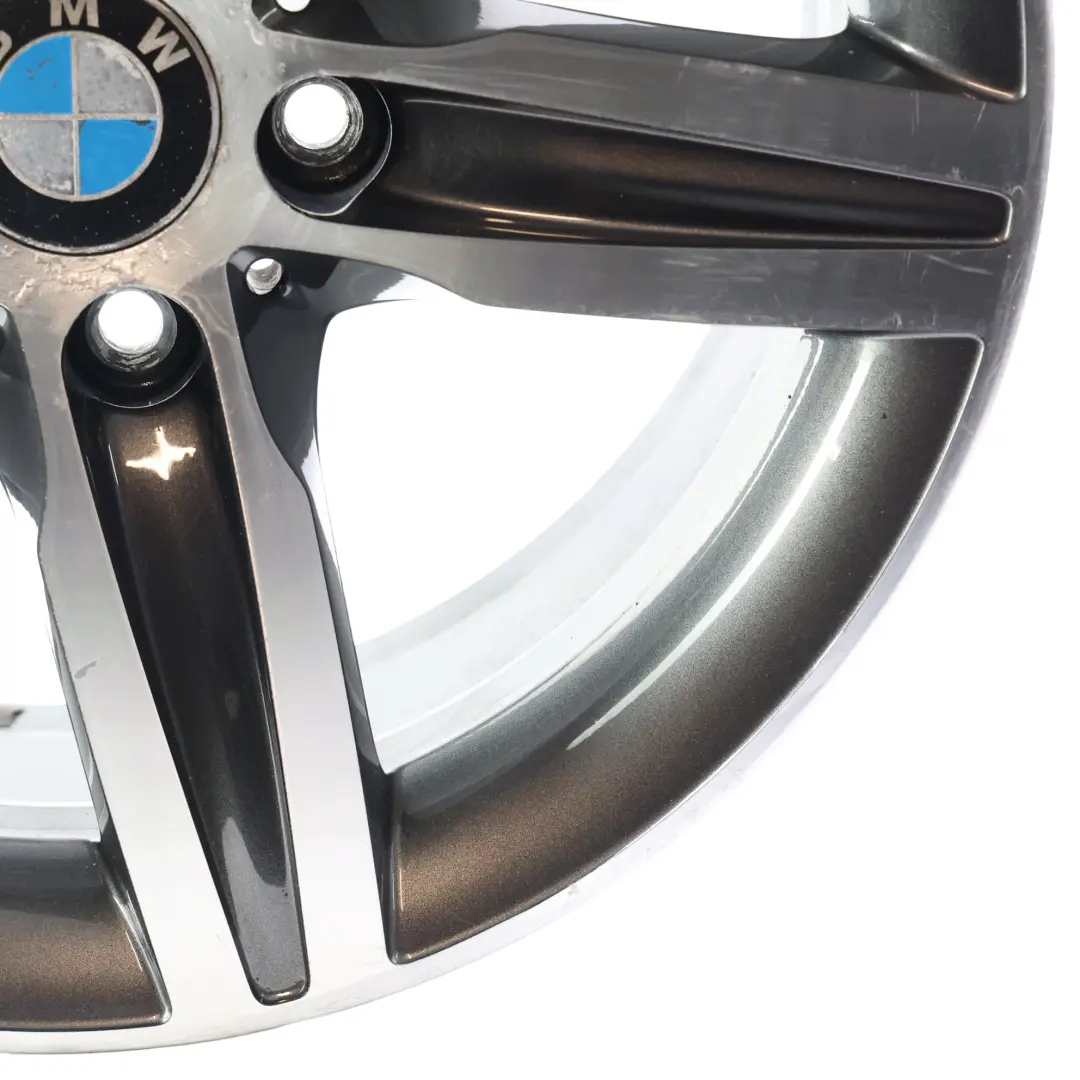 Llanta de Aleacion Negra 17" Star Spoke 379 ET:43 7,5J para BMW F20 F21 F22 con número de pieza 6850151 BMW F20 F21 F22 Llanta de Aleacion Negra 17" Star Spoke 379 ET:43 7,5J - SKU 6850151-4 - Número de pieza 6850151