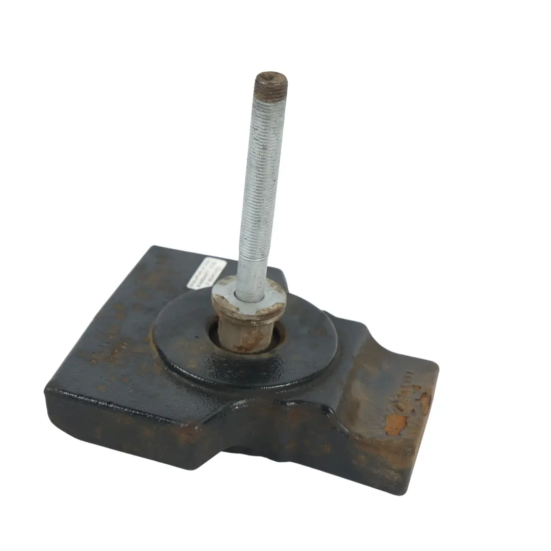 Vibration Absorber Rear Differential Support to BMW F31 with Part number 6874889 BMW F31 Vibration Absorber Rear Differential Support - SKU 6874889 - Part number 6874889