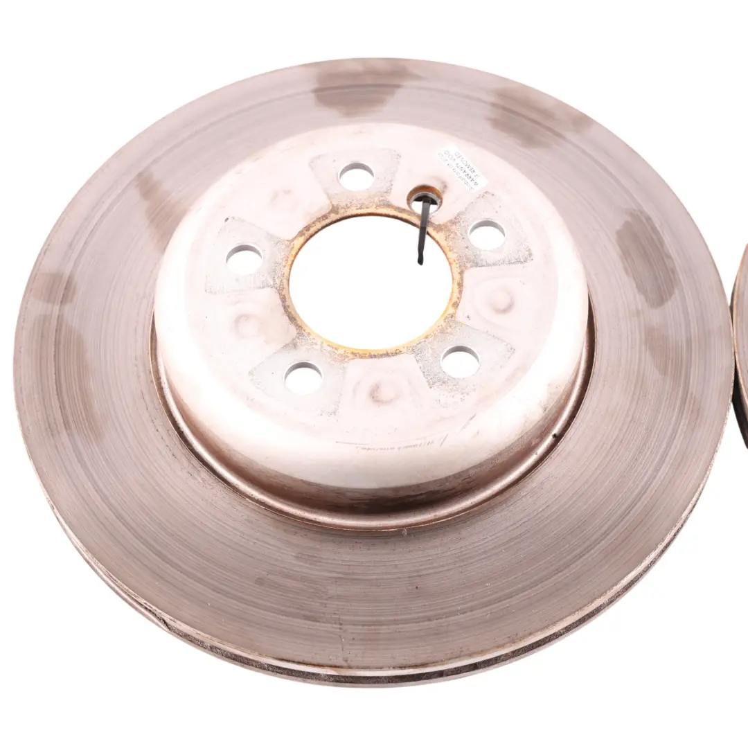 Brake Disc Set Left Right N/O/S 345X24 DELPHI BG4752C to BMW F30 F31 F32 F36 Rear with Part number 6894382 BMW F30 F31 F32 F36 Rear Brake Disc Set Left Right N/O/S 345X24 DELPHI BG4752C - SKU 6894382-1 - Part number 6894382