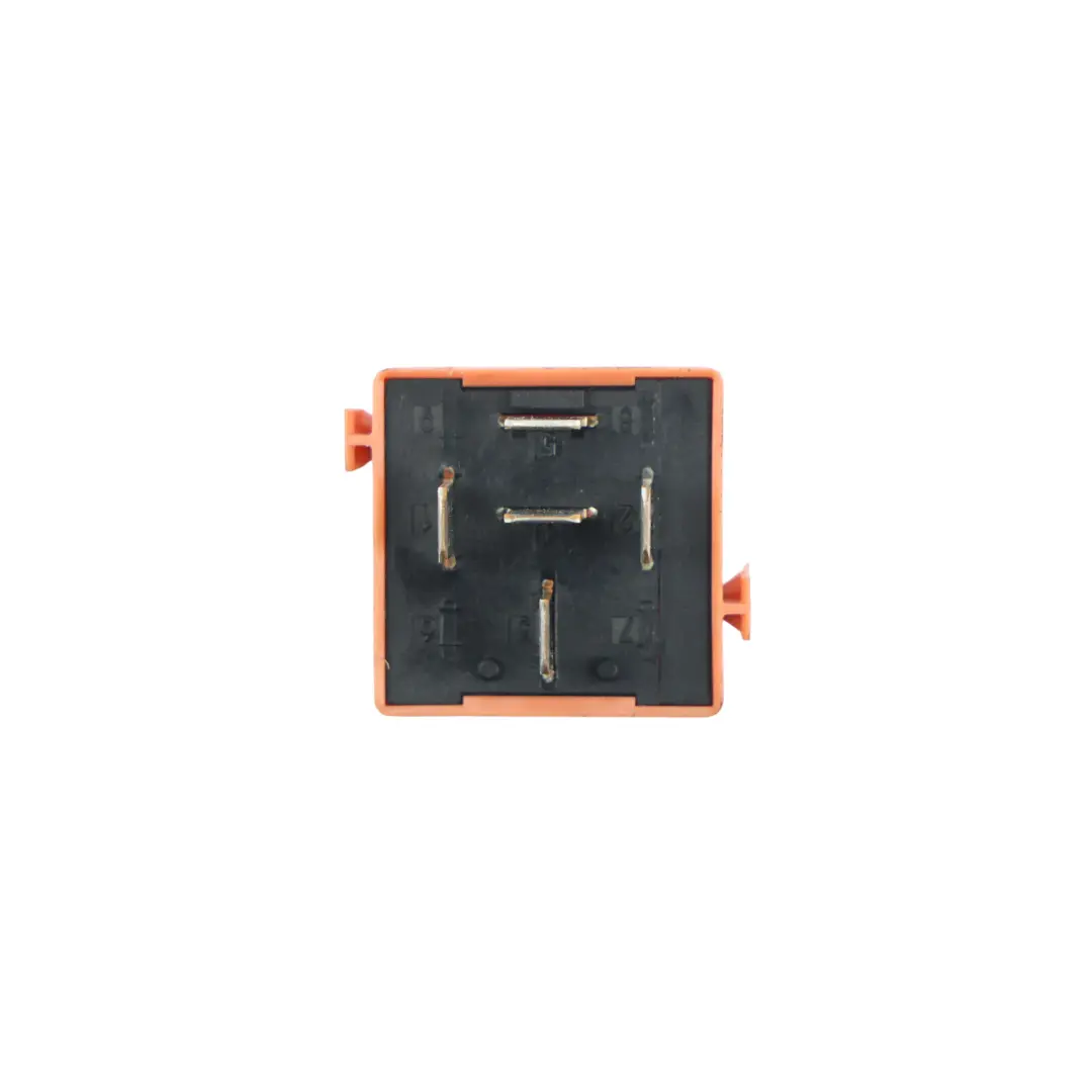 Relais Essuie-Glace Rose 5 Broches M57 pour Land Rover Range Rover L322 à propos du numéro de pièce 6904550 Land Rover Range Rover L322 Relais Essuie-Glace Rose 5 Broches M57 - SKU 6904550 - Numéro de pièce 6904550