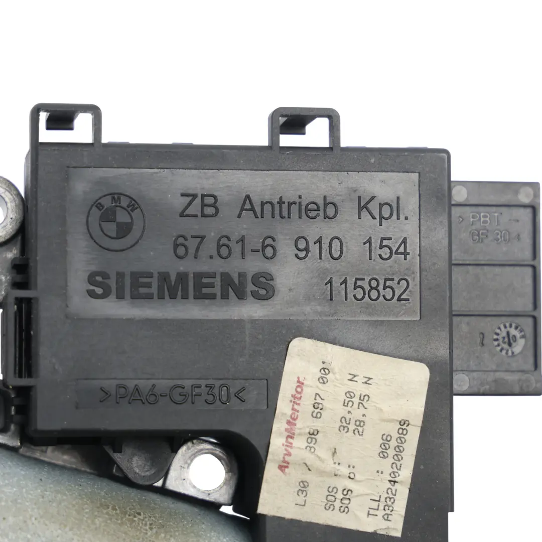 Silniczek Szyberdachu do Land Rover Range Rover L322 o numerze 6910154 Land Rover Range Rover L322 Silniczek Szyberdachu - SKU 6910154 - Numer Części 6910154