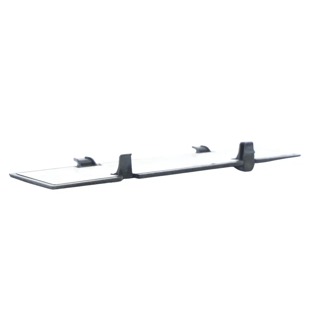 Tapa Caja Fusibles Guantera para Land Rover Range Rover L322 con número de pieza 6912773 Land Rover Range Rover L322 Tapa Caja Fusibles Guantera - SKU 6912773 - Número de pieza 6912773