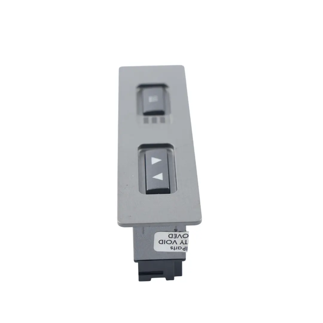 Interruttore Riscaldamento Poggiatesta Posteriore Sinistro per BMW E65 E66 con numero di parte 6918420 BMW E65 E66 Interruttore Riscaldamento Poggiatesta Posteriore Sinistro - SKU 6918420 - Numero di parte 6918420
