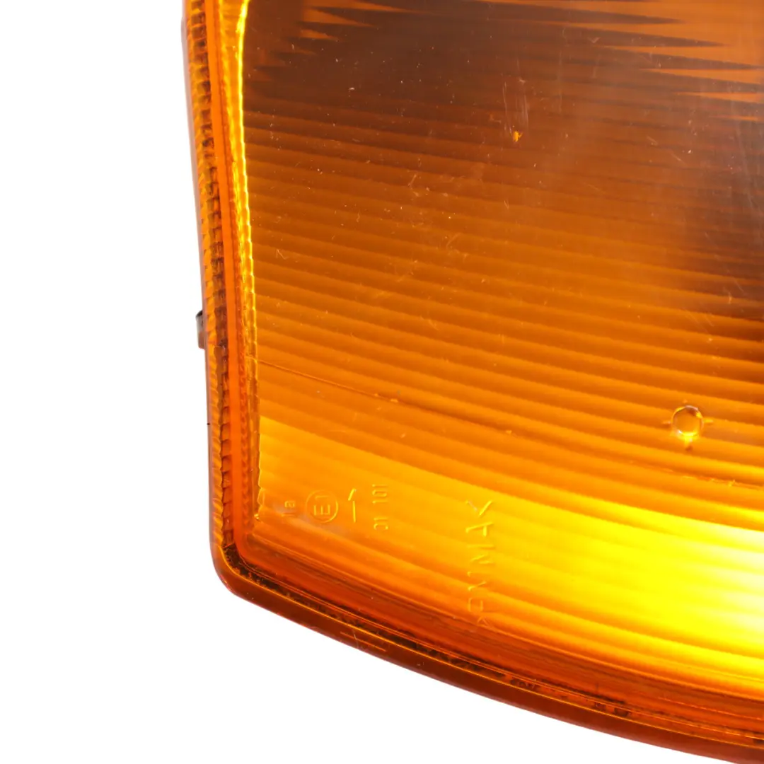 Volkswagen Polo 6N Kierunkowskaz Przedni Lewy Pomarańczowy - SKU 6N0953049B - Numer Części 6N0953049B