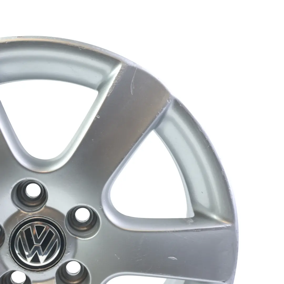 MK4 Jante Alliage Argent 15" 6J ET:43 pour Volkswagen Polo à propos du numéro de pièce 6Q0601025R Volkswagen Polo MK4 Jante Alliage Argent 15" 6J ET:43 - SKU 6Q0601025R-1 - Numéro de pièce 6Q0601025R