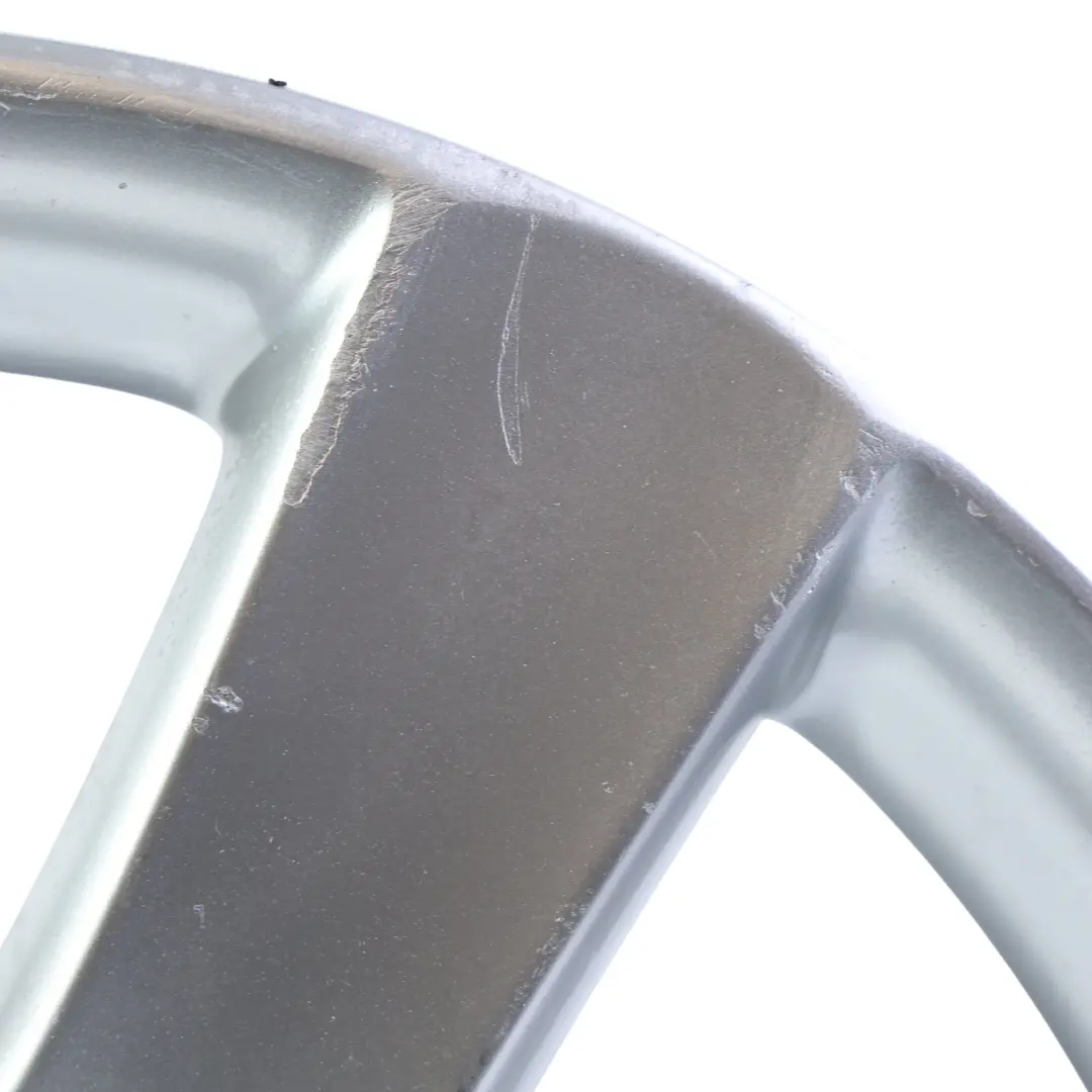 MK4 Jante Alliage Argent 15" 6J ET:43 pour Volkswagen Polo à propos du numéro de pièce 6Q0601025R Volkswagen Polo MK4 Jante Alliage Argent 15" 6J ET:43 - SKU 6Q0601025R-1 - Numéro de pièce 6Q0601025R