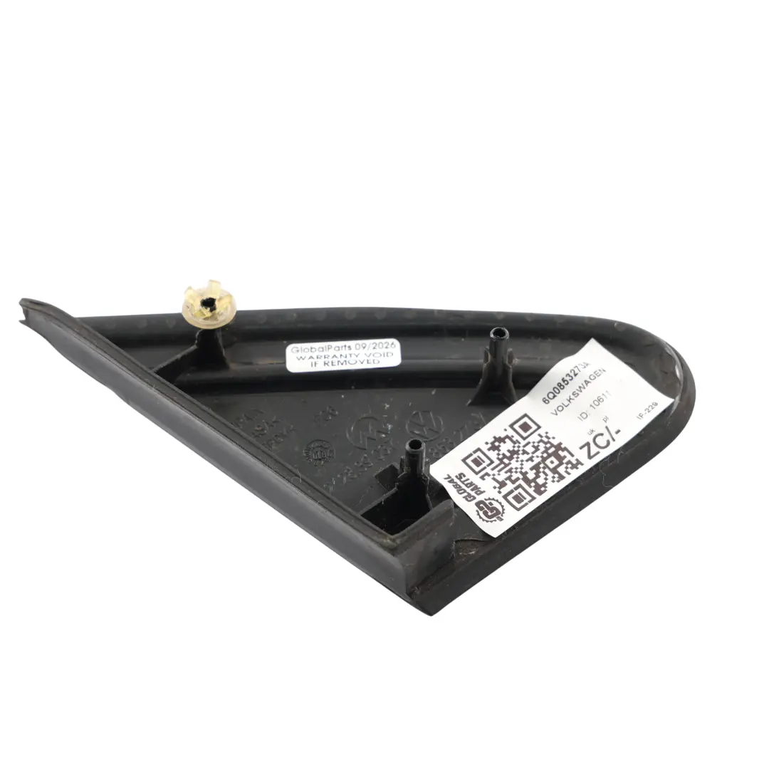MK4 Moldura Triangular Espejo Delantero Izquierdo para Volkswagen Polo con número de pieza 6Q0853273A Volkswagen Polo MK4 Moldura Triangular Espejo Delantero Izquierdo - SKU 6Q0853273A - Número de pieza 6Q0853273A