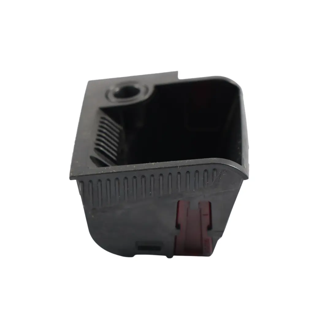 Wkład Popielniczki Konsola Środkowa do Volkswagen Polo 9N o numerze 6Q0857309C Volkswagen Polo 9N Wkład Popielniczki Konsola Środkowa - SKU 6Q0857309C - Numer Części 6Q0857309C