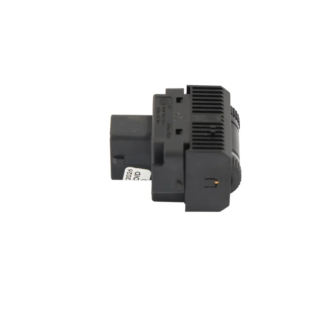 Headlight Illumination Range Control Switch to Volkswagen Polo 9n with Part number 6Q0941333C Volkswagen Polo 9n Headlight Illumination Range Control Switch - SKU 6Q0941333C - Part number 6Q0941333C