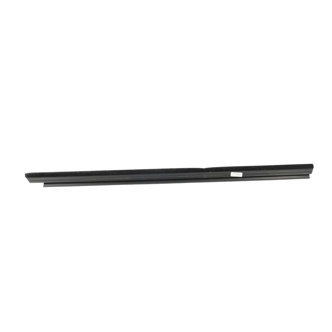 Mk4 Uszczelka Szyby Drzwi Przednia Prawa do Volkswagen Polo 9N o numerze 6Q4837472B Volkswagen Polo 9N Mk4 Uszczelka Szyby Drzwi Przednia Prawa - SKU 6Q4837472B - Numer Części 6Q4837472B
