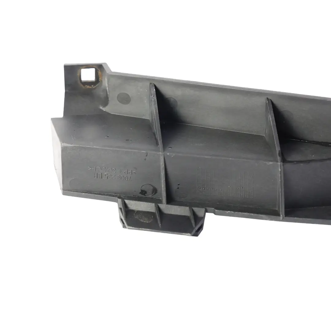 Land Rover Range Rover L322 Soporte Cubierta Faro Izquierdo - SKU 7009235 - Número de pieza 7009235