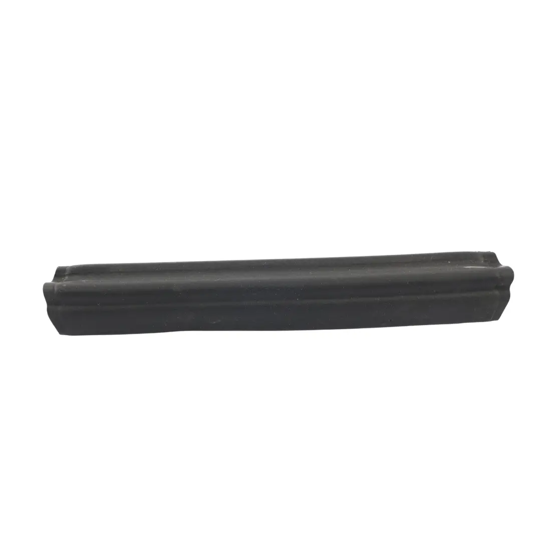 Listwa Prowadząca Szyby Drzwi Lewa do BMW Z4 E85 Roadster o numerze 7043895 BMW Z4 E85 Roadster Listwa Prowadząca Szyby Drzwi Lewa - SKU 7043895-1 - Numer Części 7043895
