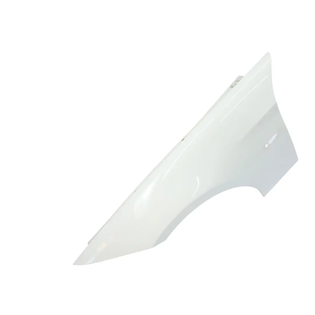BMW E90 E91 Pannello laterale parafango anteriore sinistro Alpinweiss - 300 - SKU 7135679-AW - Numero di parte 7135679