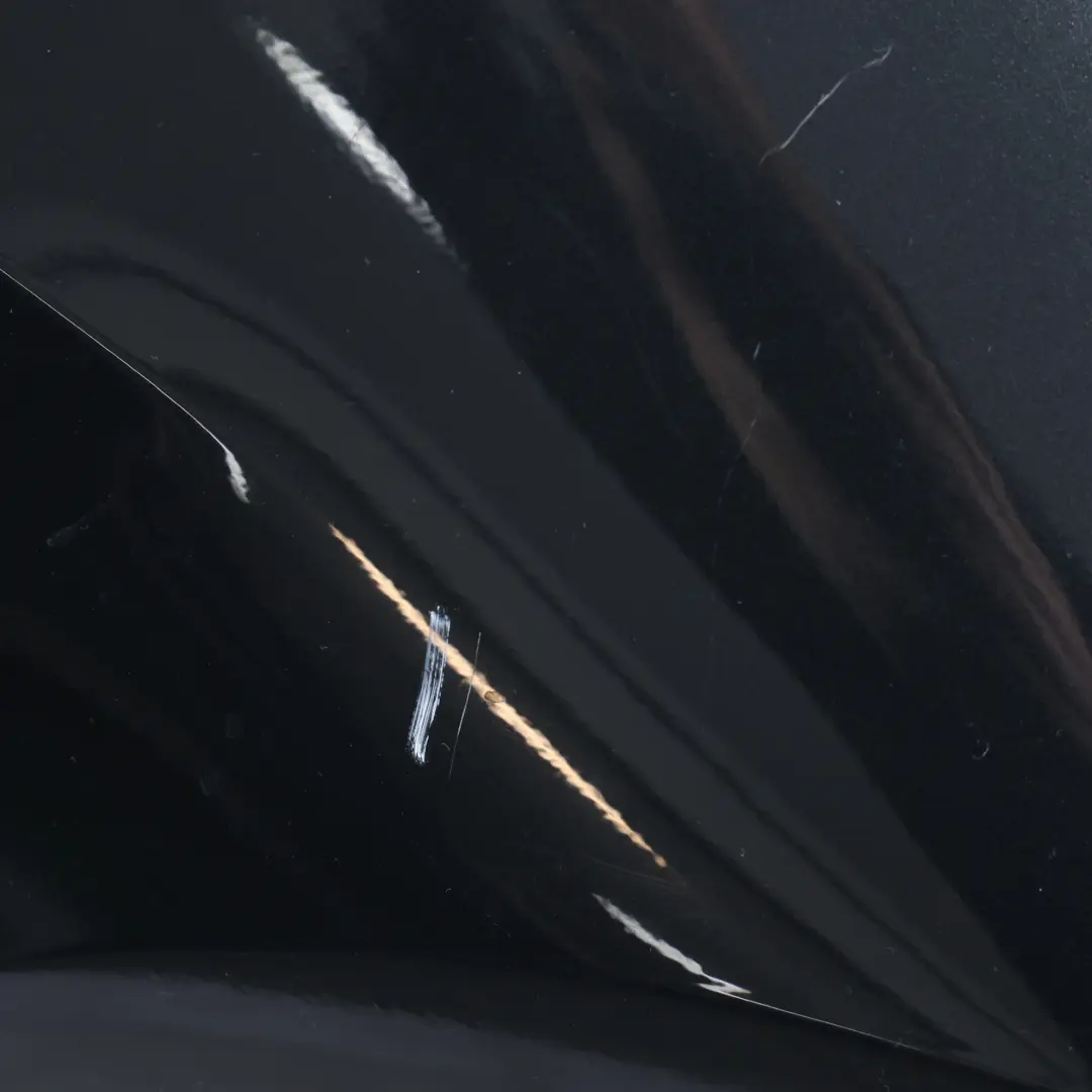 Panneau Latéral Aile Avant Droite Black Sapphire Noir - 475 pour BMW E92 E93 à propos du numéro de pièce 7168988 BMW E92 E93 Panneau Latéral Aile Avant Droite Black Sapphire Noir - 475 - SKU 7168988-BS - Numéro de pièce 7168988