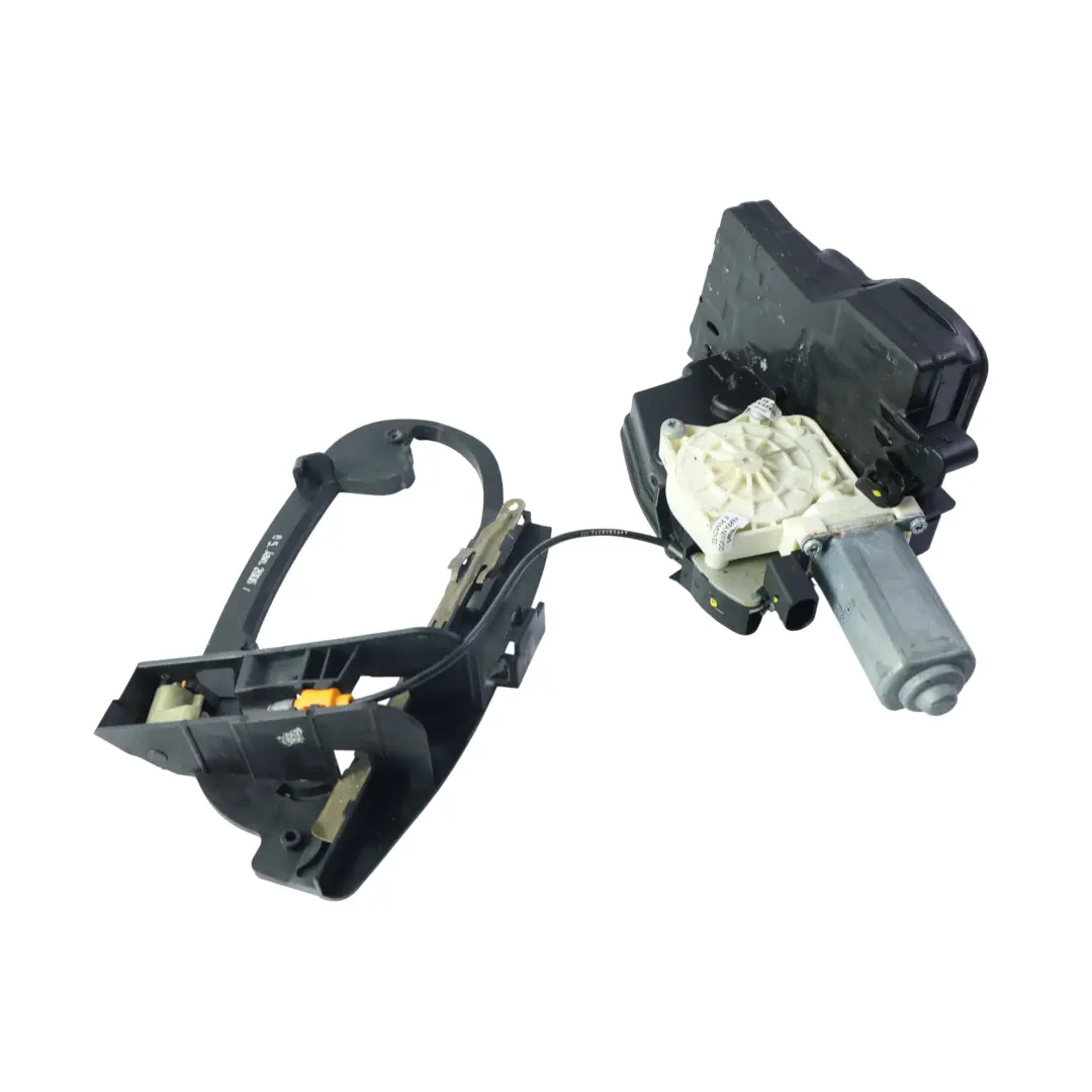 Zamek Drzwi Tylny Prawy Dociąg Soft Close do BMW E65 E66 o numerze 7202128 BMW E65 E66 Zamek Drzwi Tylny Prawy Dociąg Soft Close - SKU 7202128-1 - Numer Części 7202128