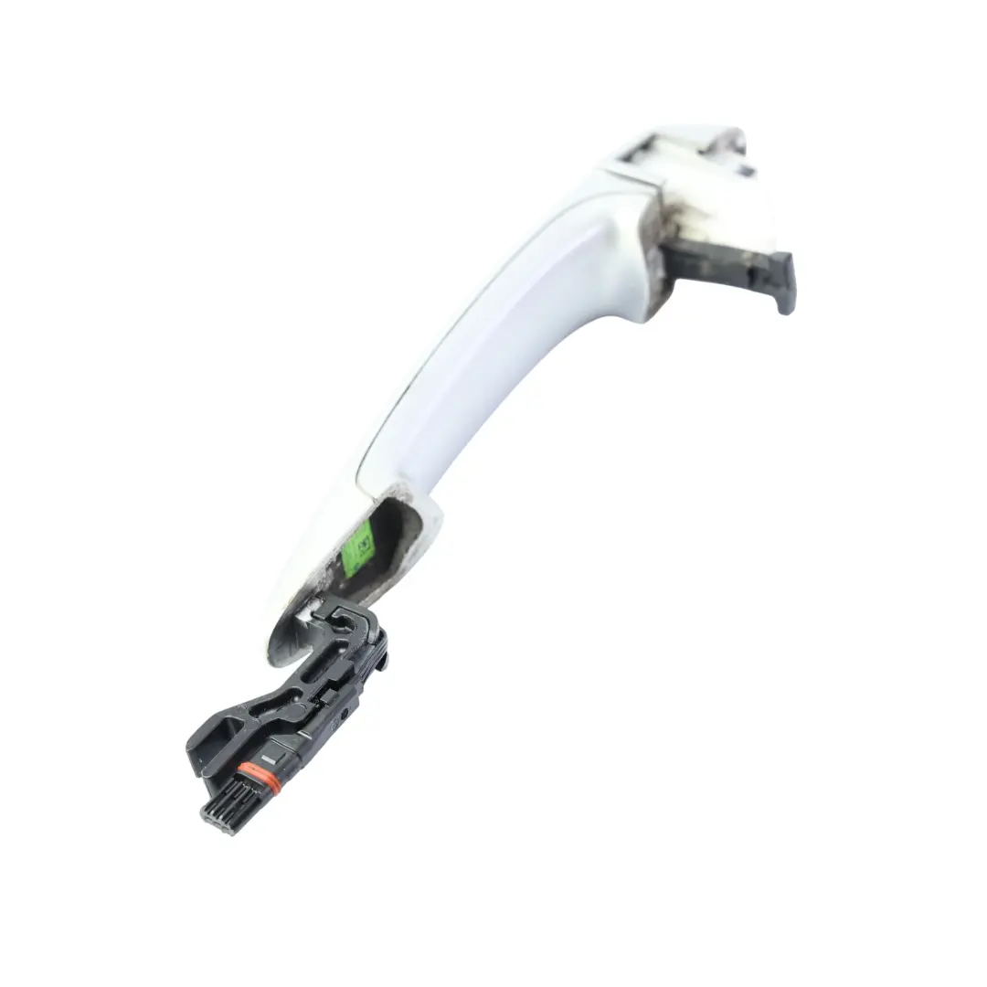 Front Grab Handle Comfort Left N/S Titansilber - 354 to BMW E90 E91 with Part number 7207563 BMW E90 E91 Front Grab Handle Comfort Left N/S Titansilber - 354 - SKU RHD-7207563-TS - Part number 7207563