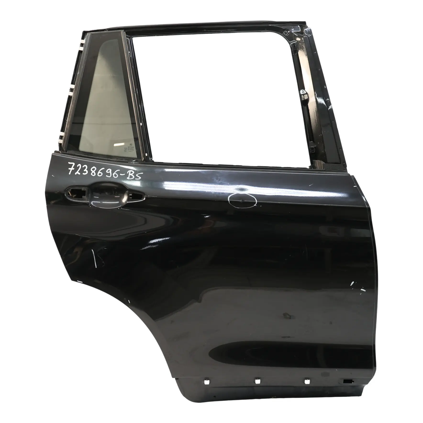 BMW X3 F25 Drzwi Prawe Tylne Black Sapphire Czarny Metalik - 475