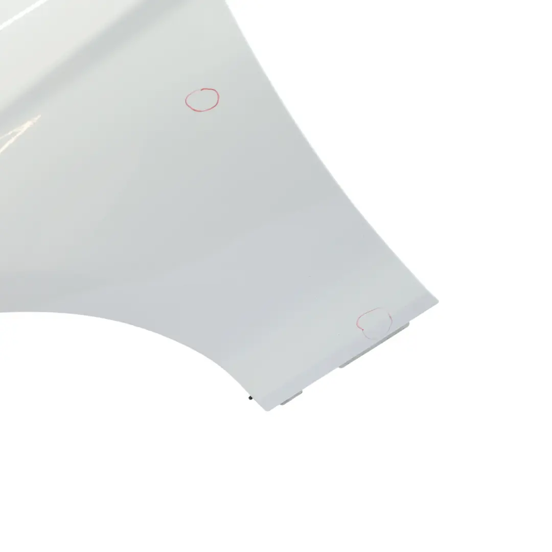 Panel Lateral Guardabarros Delantero Izquierdo Alpinweiss - 300 para BMW F20 F21 con número de pieza 7284645 BMW F20 F21 Panel Lateral Guardabarros Delantero Izquierdo Alpinweiss - 300 - SKU 7284645-AW - Número de pieza 7284645