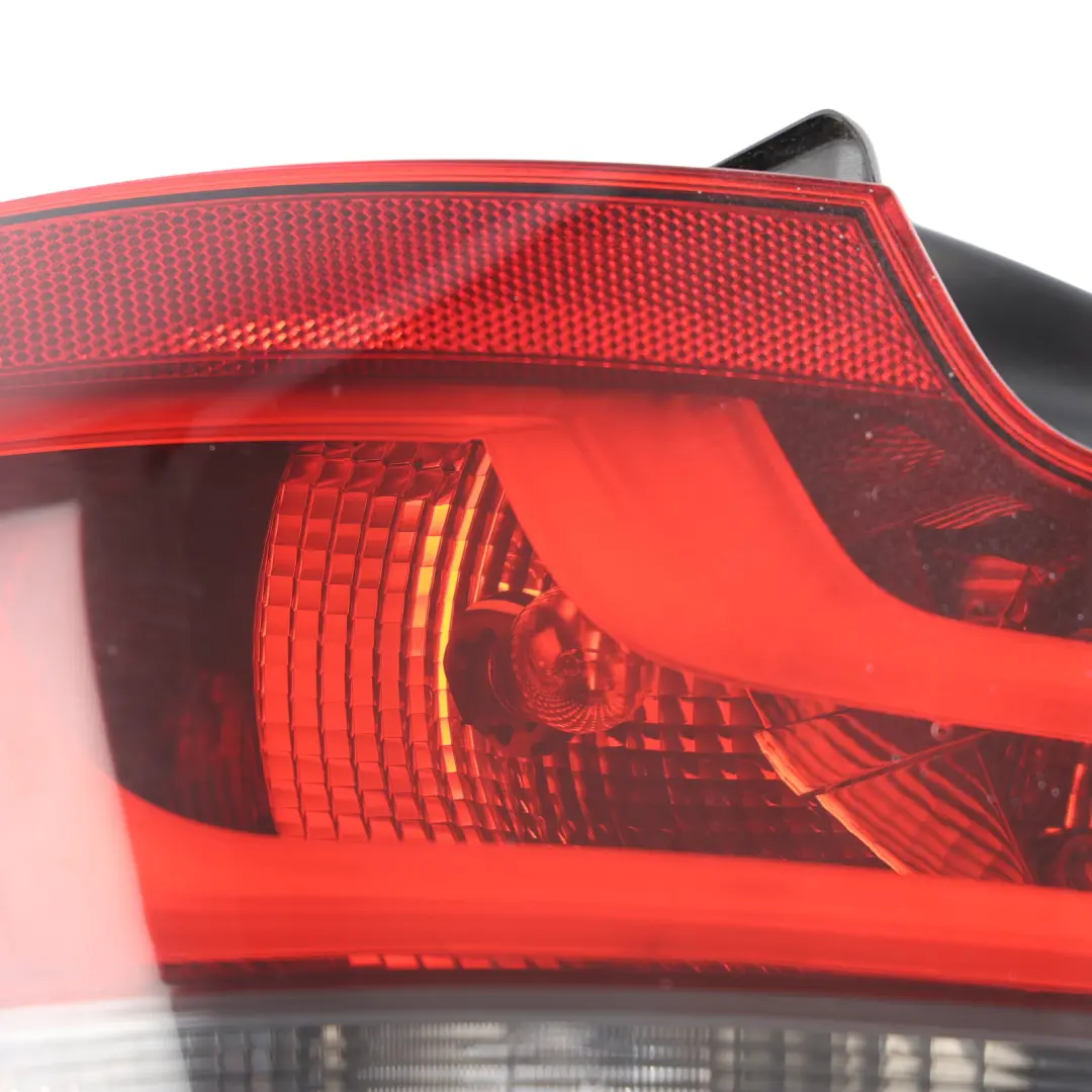 BMW E82 E88 Rear Tail Light Lamp Outer Side Panel Left N/S - SKU 7285641-3 - Part number 7285641