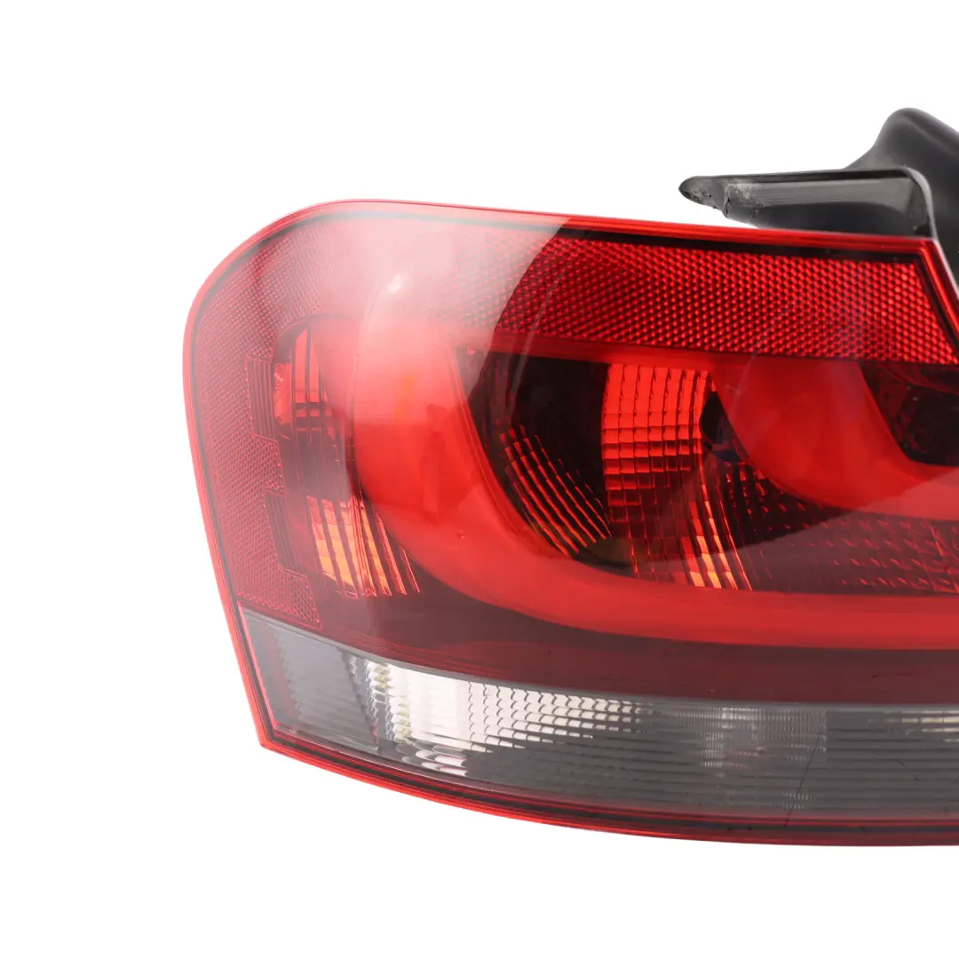 Tail Light Lamp Outer Side Panel Left N/S to BMW E82 E88 Rear with Part number 7285641 BMW E82 E88 Rear Tail Light Lamp Outer Side Panel Left N/S - SKU 7285641-3 - Part number 7285641