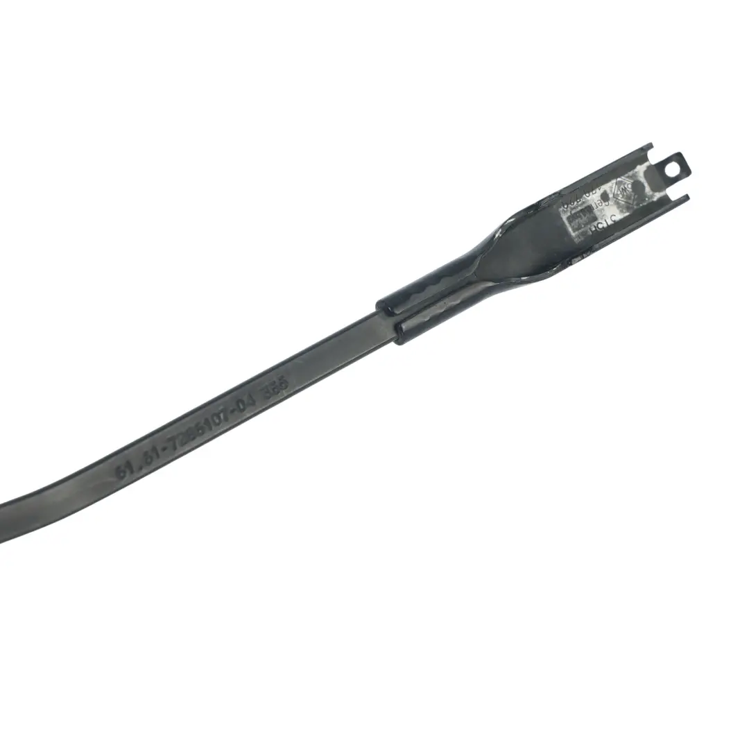Front Windscreen Wiper Arm Driver Side to BMW F34 F34 LCI with Part number 7286107 BMW F34 F34 LCI Front Windscreen Wiper Arm Driver Side - SKU 7286107 - Part number 7286107