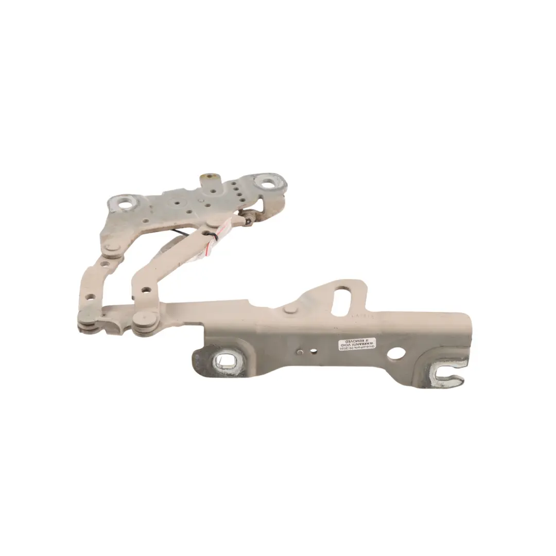 Front Bonnet Hood Hinge Left N/S Orionsilber Metallic - A92 to BMW F20 F22 F30 F31 with Part number 7286343 BMW F20 F22 F30 F31 Front Bonnet Hood Hinge Left N/S Orionsilber Metallic - A92 - SKU 7286343-ORION - Part number 7286343