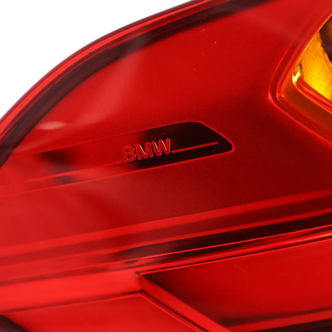  Feu Arrière BMW F32 F33 F82 M4 Lumière dans le panneau latéral gauche - SKU 7296097-3 - Numéro de pièce 7296097