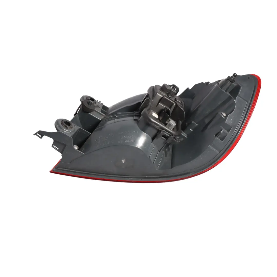  Feu Arrière BMW F32 F33 F82 M4 Lumière dans le panneau latéral gauche - SKU 7296097-3 - Numéro de pièce 7296097