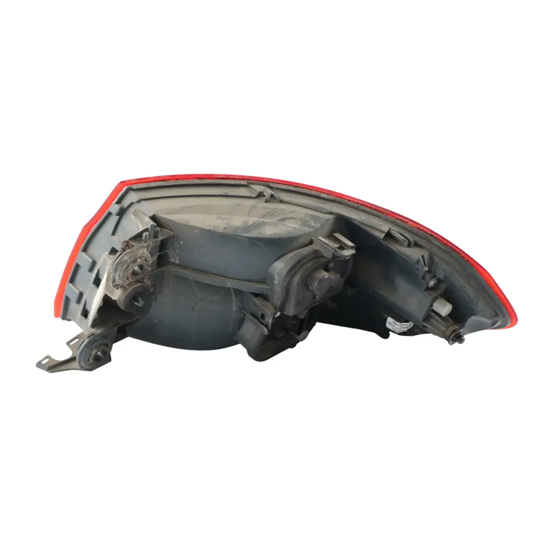 Lampa Tylna Lewa W Błotnik do BMW F32 F33 F82 M4 o numerze 7296097 BMW F32 F33 F82 M4 Lampa Tylna Lewa W Błotnik - SKU 7296097-5 - Numer Części 7296097