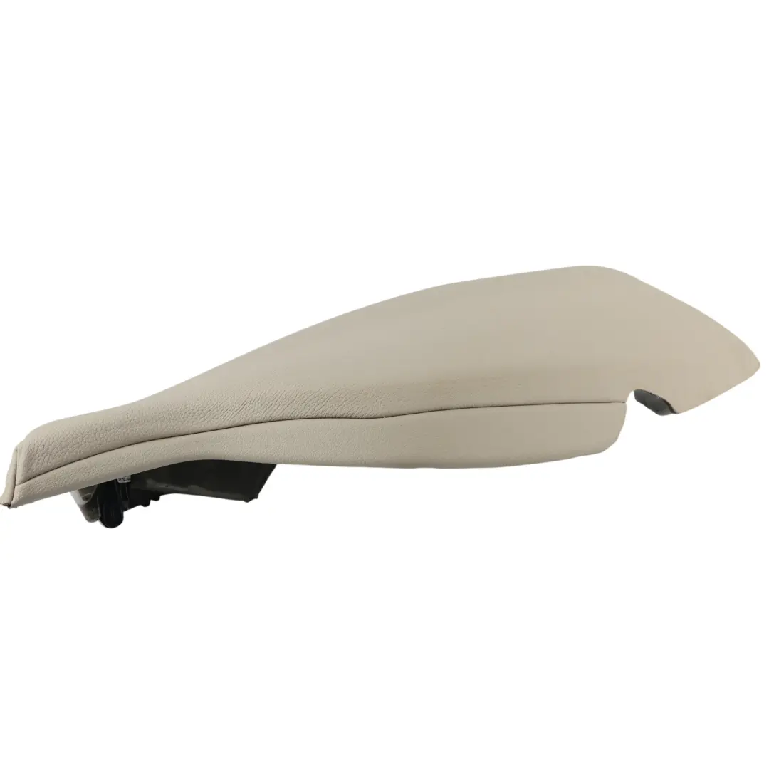 Rivestimento Sedile Posteriore Pelle Oyster Sinistro per BMW F31 LCI con numero di parte 7306189 BMW F31 LCI Rivestimento Sedile Posteriore Pelle Oyster Sinistro - SKU 7306189 - Numero di parte 7306189