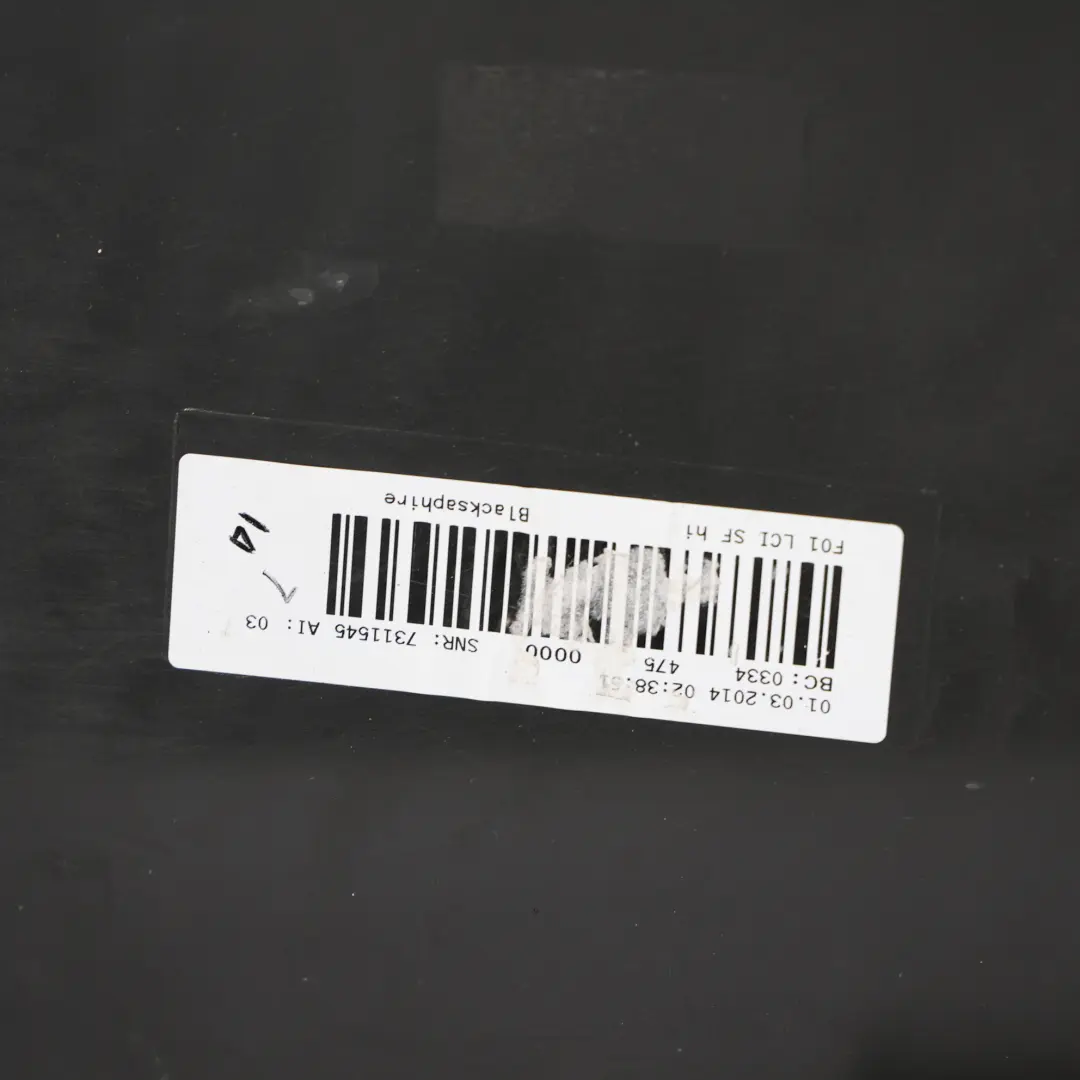 Zderzak Tylny Black Sapphire Czarny Metalik - 475 do BMW F01 LCI o numerze 7311354 BMW F01 LCI Zderzak Tylny Black Sapphire Czarny Metalik - 475 - SKU 7311354-BS - Numer Części 7311354