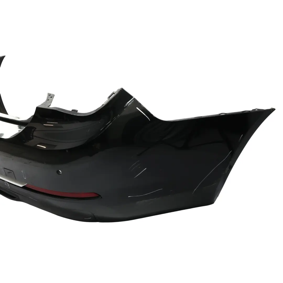 Zderzak Tylny Black Sapphire Czarny Metalik - 475 do BMW F01 LCI o numerze 7311354 BMW F01 LCI Zderzak Tylny Black Sapphire Czarny Metalik - 475 - SKU 7311354-BS - Numer Części 7311354