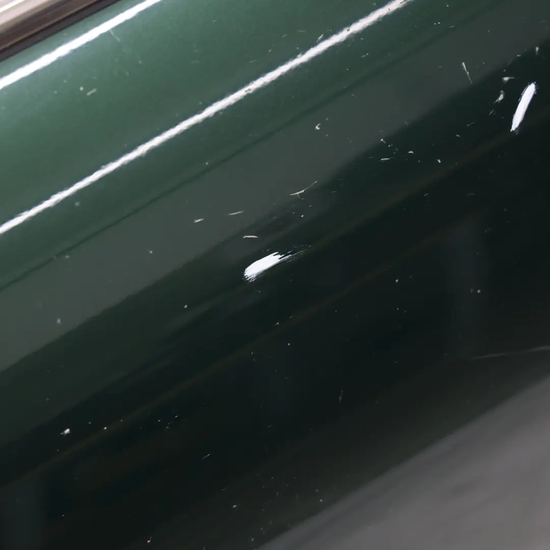 Panel Cobertura Puerta Trasera Izquierda Verde British Racing II B22 para Mini F55 con número de pieza 7327449 Mini F55 Panel Cobertura Puerta Trasera Izquierda Verde British Racing II B22 - SKU 7327449-BRGII - Número de pieza 7327449