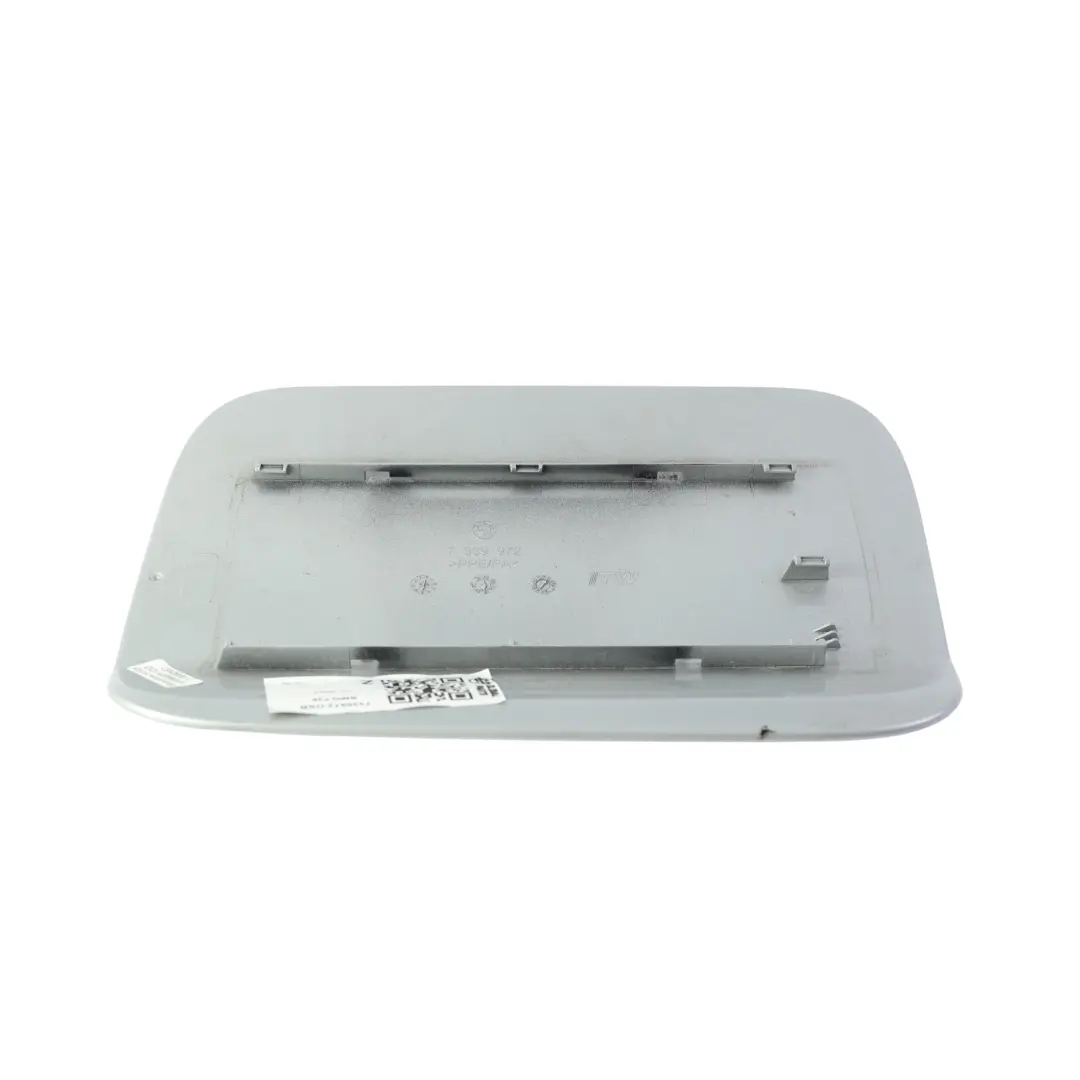 Fill in Flap Fuel Filler Cover Panel Cap Glacier Silber - A83 to BMW X4 F26 with Part number 7339972 BMW X4 F26 Fill in Flap Fuel Filler Cover Panel Cap Glacier Silber - A83 - SKU 7339972-GSB - Part number 7339972