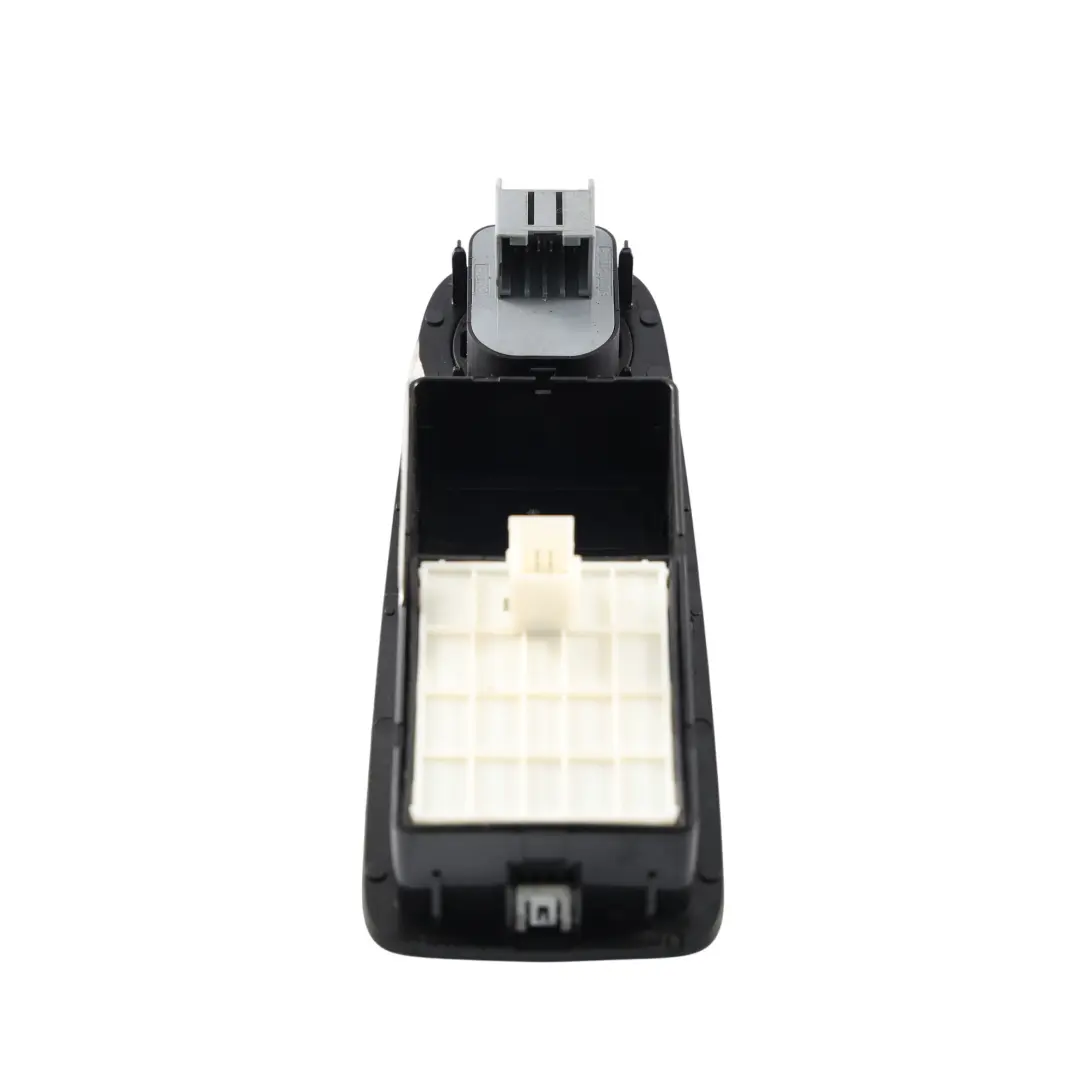 Window Lifter Switch Trim Front Driver's Side to Fiat Ducato Relay III with Part number 735739819 Fiat Ducato Relay III Window Lifter Switch Trim Front Driver's Side - SKU 735739819 - Part number 735739819
