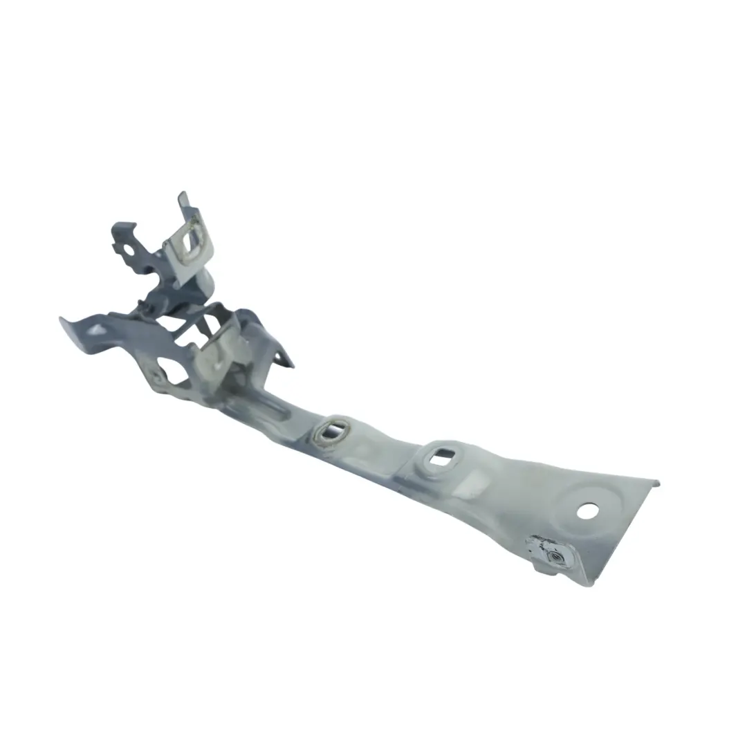 Staffa Pannello Laterale Anteriore Destro Storm Bay Metallizzato C3N per BMW F40 con numero di parte 7450380 BMW F40 Staffa Pannello Laterale Anteriore Destro Storm Bay Metallizzato C3N - SKU 7450380-SBA - Numero di parte 7450380
