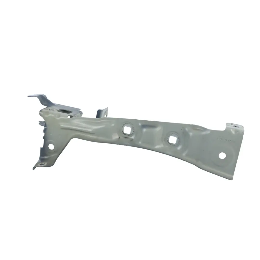 Staffa Pannello Laterale Anteriore Destro Storm Bay Metallizzato C3N per BMW F40 con numero di parte 7450380 BMW F40 Staffa Pannello Laterale Anteriore Destro Storm Bay Metallizzato C3N - SKU 7450380-SBA - Numero di parte 7450380